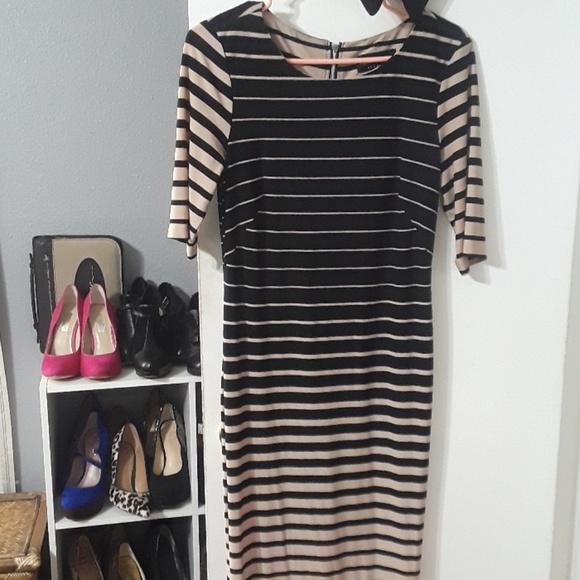 Connected Apparel Dresses & Skirts - Connected Apparel Size 6 Dress